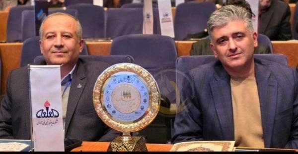 اهدای نشان عالی مدیر سال به مدیرعامل شرکت پتروشیمی فن‌آوران
